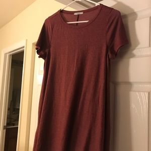Flowy tee wine color